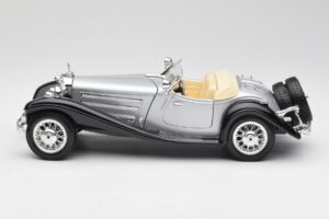 Mercedes 500K Roadster Silber Bburago 1:18 3020-M1 Metall – Bild 4 von 8