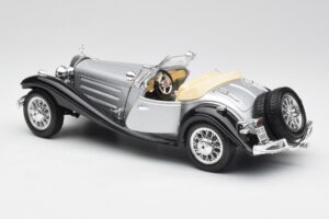Mercedes 500K Roadster Silber Bburago 1:18 3020-M1 Metall – Bild 5 von 8