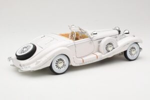 Mercedes 500K Special Roadster Weiss Premiere Edition Maisto 1:18 536055 Metall – Bild 3 von 8