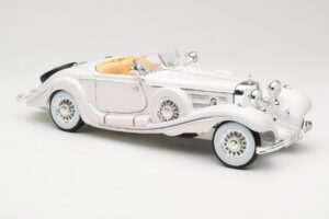 Mercedes 500K Special Roadster Weiss Premiere Edition Maisto 1:18 536055 Metall – Bild 6 von 8