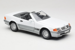 Mercedes 500 SL R129 Weiss Roadtough 1:18 92048 Metall – Bild 6 von 8