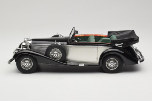 Mercedes 540K Cabriolet Schwarz Silber Cult Models 1:18 CML184-3 Metall – Bild 3 von 6