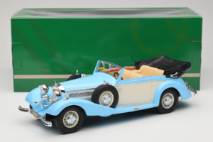 Mercedes 540K Cabriolet Blau Weiss Cult Models 1:18 CML184-2 Metall – Bild 6 von 6