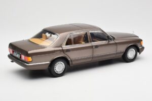 Mercedes 560 SEL W126 Impala Braun Händler Edition Norev 1:18 B66040646 Metall – Bild 3 von 8