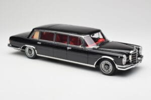 Mercedes 600 Pullman W100 Schwarz NZG 1:18 1071/50 Metall – Bild 6 von 8