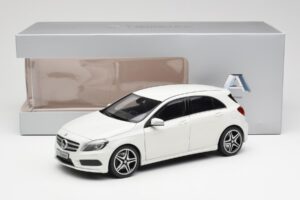 Mercedes A-Class W176 Cirrus Weiss Norev 1:18 B66960126 Metall – Bild 8 von 8