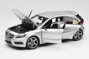 Mercedes A-Class W176 Polar Silber Norev 1:18 B66960139 Metall – Bild 2 von 8