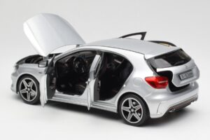 Mercedes A-Class W176 Polar Silber Norev 1:18 B66960139 Metall – Bild 5 von 8