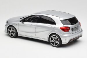 Mercedes A-Class W176 Polar Silber Norev 1:18 B66960139 Metall – Bild 7 von 8