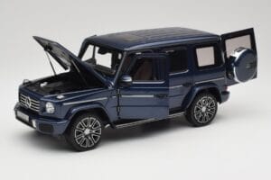 Mercedes AMG G 63 L W465 Dunkelblau Norev 1:18 B66960663 Metall – Bild 2 von 8