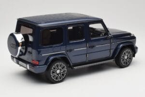 Mercedes AMG G 63 L W465 Dunkelblau Norev 1:18 B66960663 Metall – Bild 3 von 8