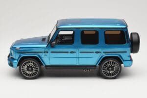 Mercedes AMG G63 W463 Hyper Blue Magno GT Spirit 1:18 GT925 Resin – Bild 3 von 6