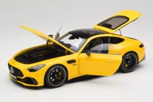 Mercedes AMG GT 43 C192 Turbo Sun Yellow NZG 1:18 B66960587 Metall – Bild 2 von 8