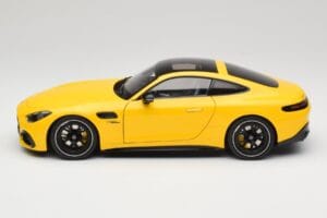 Mercedes AMG GT 43 C192 Turbo Sun Yellow NZG 1:18 B66960587 Metall – Bild 4 von 8