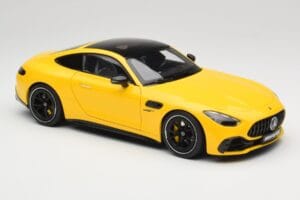 Mercedes AMG GT 43 C192 Turbo Sun Yellow NZG 1:18 B66960587 Metall – Bild 6 von 8