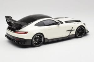 Mercedes AMG GT C190 Black Series Designo Diamond Weiss Metallic Minichamps 1:18 155032022 Metall – Bild 2 von 6