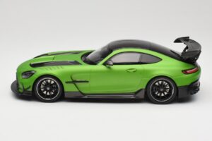 Mercedes AMG GT C190 Black Series Green Hell Magno Minichamps 1:18 155032020 Metall – Bild 3 von 6