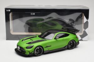 Mercedes AMG GT C190 Black Series Green Hell Magno Minichamps 1:18 155032020 Metall – Bild 6 von 6