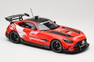 Mercedes AMG GT C190 Black Series Safety Car F1 2022 Minichamps 1:18 155032090 Metall – Bild 4 von 6
