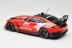 Mercedes AMG GT C190 Black Series Safety Car F1 2024 Minichamps 1:18 110032090 Metall – Bild 7 von 8