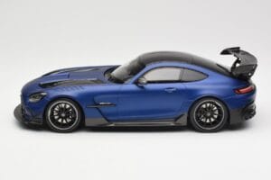Mercedes AMG GT C190 Black Series Spectral Blue Magno Minichamps 1:18 155032021 Metall – Bild 3 von 6