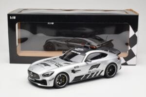 Mercedes AMG GT R C190 Safety Car F1 2019 Minichamps 1:18 155036090 Metall – Bild 6 von 6