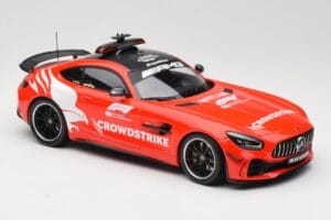 Mercedes AMG GT R C190 Safety Car F1 2021 Minichamps 1:18 155036095 Metall – Bild 4 von 6