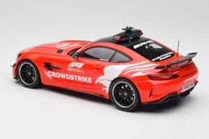 Mercedes AMG GT R C190 Safety Car F1 2021 Minichamps 1:18 155036095 Metall – Bild 5 von 6
