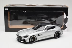 Mercedes AMG GT R C190 Silber Minichamps 1:18 155036025 Metall – Bild 6 von 6