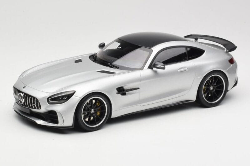 Mercedes AMG GT R C190 Silber Minichamps 1:18 155036025 Metall