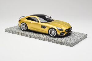 Mercedes Brabus AMG GT S C190 600 Desert Gold Minichamps 1:18 107032522 Metall – Bild 4 von 6