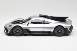 Mercedes AMG One Hightech Silber NZG 1:18 B66961043 Metall – Bild 4 von 8