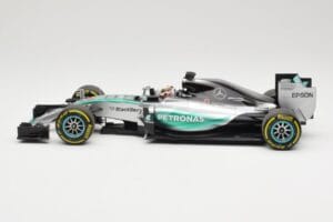 Mercedes AMG Petronas W06 Hybrid #44 L. Hamilton F1 World Champion 2015 Minichamps 1:18 186150044 Metall – Bild 3 von 6