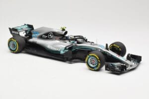 Mercedes AMG Petronas W09 #77 V. Bottas F1 2018 Minichamps 1:18 110180077 Metall – Bild 4 von 6