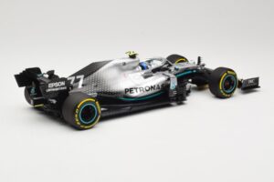 Mercedes AMG Petronas W10 #77 V. Bottas Winner USA GP 2019 Minichamps 1:18 110191877 Metall – Bild 2 von 6