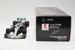 Mercedes AMG Petronas W10 #77 V. Bottas Winner USA GP 2019 Minichamps 1:18 110191877 Metall – Bild 6 von 6