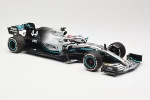 Mercedes AMG Petronas W10 EQ Power+ #44 L. Hamilton USA GP F1 World Champion 2019 Minichamps 1:18 110191844 Metall – Bild 5 von 7