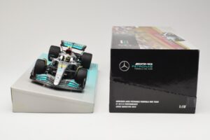 Mercedes AMG Petronas W13 E Performance #44 L. Hamilton 2022 Minichamps 1:18 113220044 Metall – Bild 6 von 6