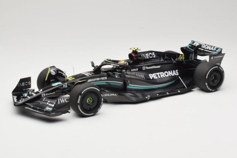 Mercedes AMG Petronas W14 E Performance #44 L. Hamilton Bahrain GP 2023 Minichamps 1:18 110230144 Metall