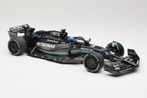 Mercedes AMG Petronas W14 E Performance #63 G. Russell Australian GP 2023 Minichamps 1:18 110230363 Metall – Bild 4 von 6