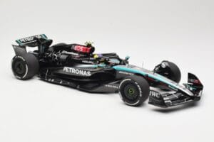 Mercedes AMG Petronas W15 E Performance #44 L. Hamilton 2024 Minichamps 1:18 110240144 Metall – Bild 4 von 6