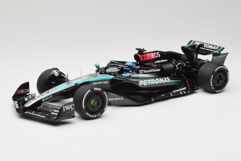 Mercedes AMG Petronas W15 E Performance #63 G. Russell Winner Austrian GP 2024 Minichamps 1:18 110241163 Metall