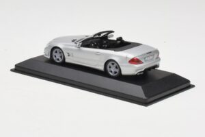 Mercedes AMG SL63 R230 Silber Minichamps 1:43 B66960018-R Metall – Bild 3 von 4