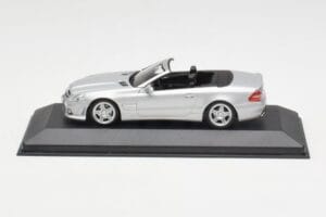 Mercedes AMG SL63 R230 Silber Wheels Type 2 Minichamps 1:43 SL63001 Metall