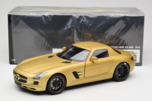 Mercedes AMG SLS C197 Gold Minichamps 1:18 100039024 Metall – Bild 8 von 8