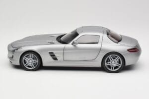 Mercedes AMG SLS C197 Grey Metallic Minichamps 1:18 100039025 Metall – Bild 4 von 8
