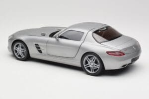 Mercedes AMG SLS C197 Grey Metallic Minichamps 1:18 100039025 Metall – Bild 7 von 8
