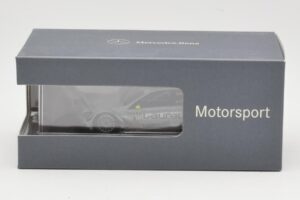 Mercedes C-Class C204 #8 R. Schumacher HWA DTM 2010 Minichamps 1:43 B66961414 Metall – Bild 4 von 4