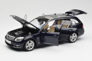 Mercedes C-Class S204 T-Modell Tanzanite Blau AUTOart 1:18 B66962352 Metall – Bild 2 von 8