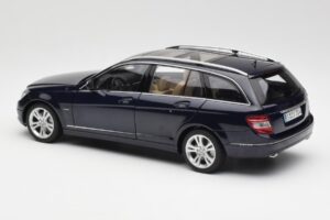 Mercedes C-Class S204 T-Modell Tanzanite Blau AUTOart 1:18 B66962352 Metall – Bild 7 von 8